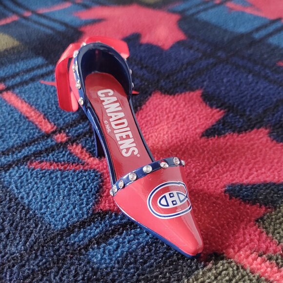 NHL Montreal Canadiens Shoe Hanging Ornament - Picture 1 of 5